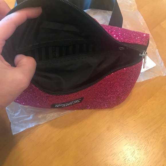 Victoria Secret Pink Sparkle Hip Bag - Picture 2 of 2